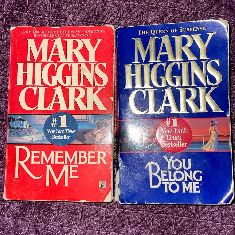 Mary Higgens Clark 2 pack back novels remember me and you belong to me books